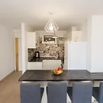 Apartment Cristianos Alma Homes